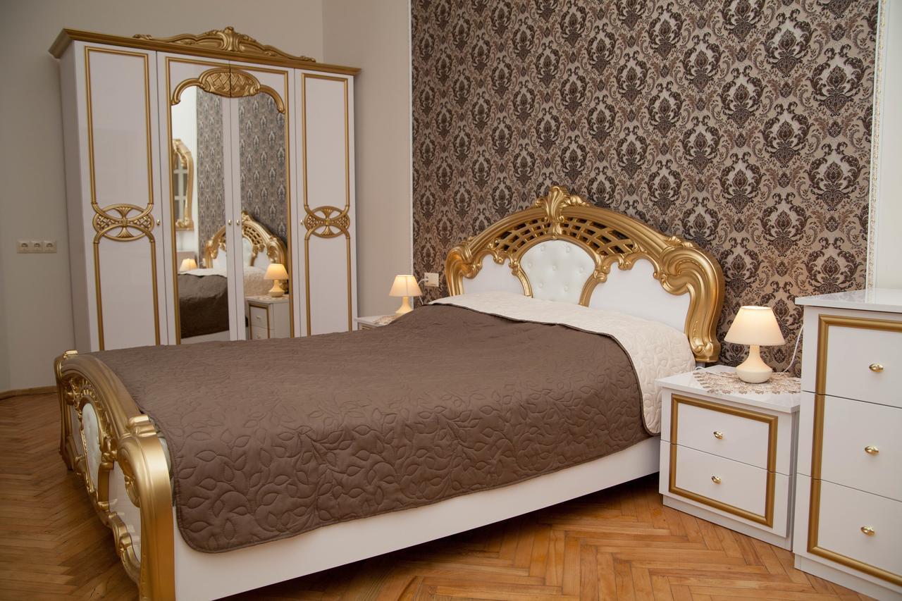Luxury Lviv Apartment Buitenkant foto